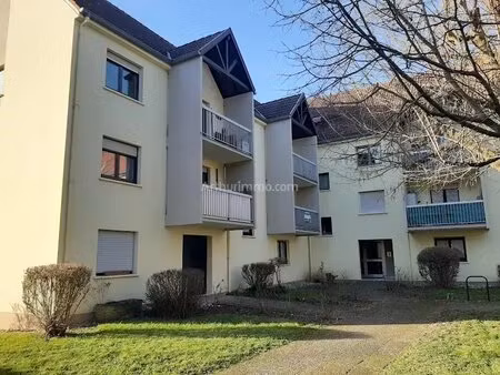 appartement f2 cave et garage