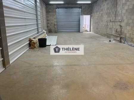 location commerce 180 m² à marguerittes (30320)