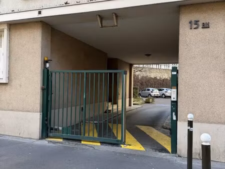 location local commercial boulogne billancourt 92100