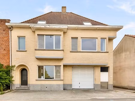huis te koop in wielsbeke met 4 slaapkamers