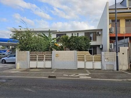 maison de ville à vendre