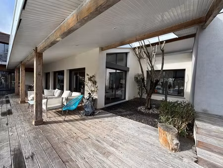 maison 6 pièces - 280 m²