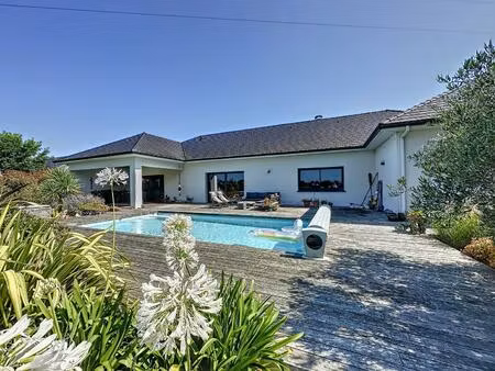 10 min nord est de pau - superbe maison contemporaine