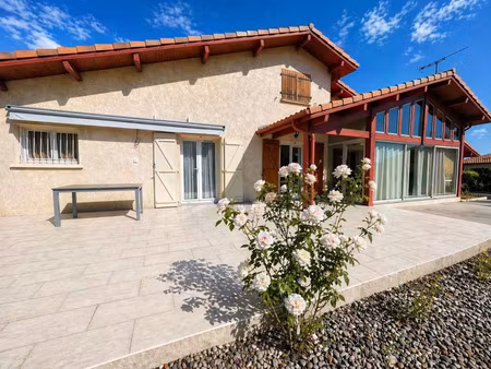 vente maison 4 pièces 125 m² dax (40100)