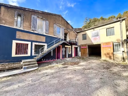 ensemble maison + hangars - goult - 790 000€ - 858 m²