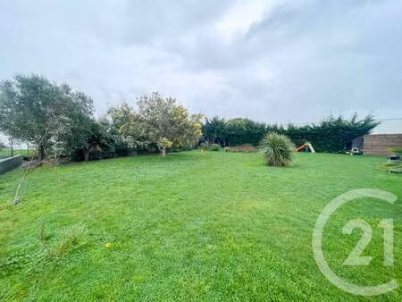 vente terrain à l'île-d'olonne (85340) : à vendre / 541m² l'île-d'olonne