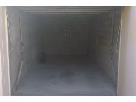 annonce parking/garage à louer