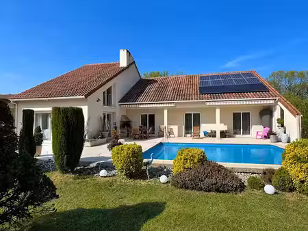 vente maison 6 pièces 253 m² à verneuil-sur-vienne (87430)  386 000 €