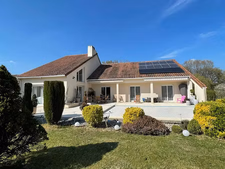 vente maison 6 pièces 253 m² à verneuil-sur-vienne (87430)  443 000 €