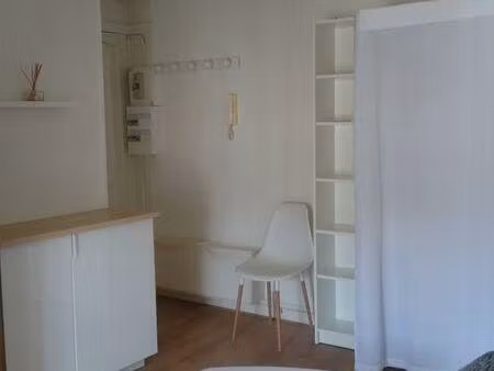 location appartement 1 pièce 18 m² à nancy (54000)