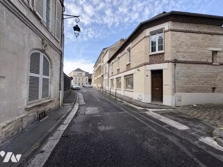 local commercial à vendre