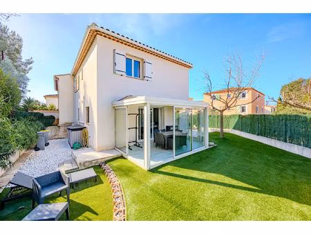 maison recente au calme ...