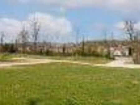 terrain constructible viabilisé à vendre