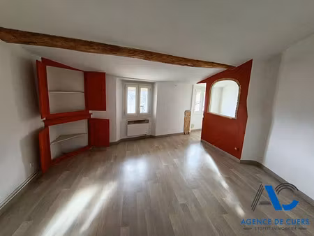 vente appartement 3 pièces 90 m² à cuers (83390)  129 000 €