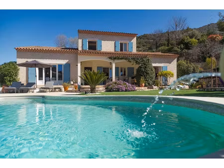 vente villa 6 pièces 127 m² à peille (06440)  1 195 000 €