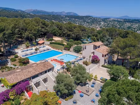 vente appartement 2 pièces 40 m² à la colle-sur-loup (06480)  93 000 €