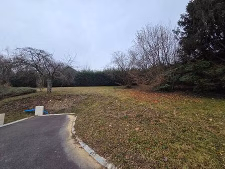 terrain constructible viabilisé à vendre