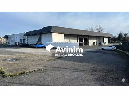 location local commercial