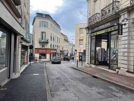 local commercial à vendre