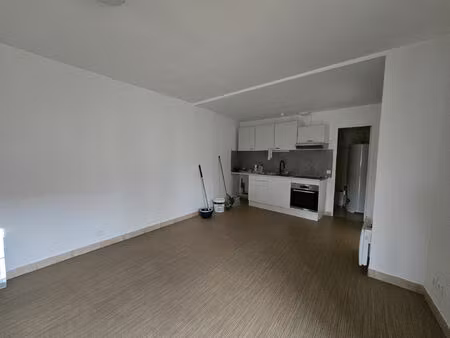 location maison 6 pièces 79 m² à pérignat-sur-allier (63800)