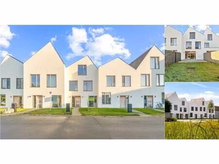 maison à vendre à koen lisardestraat 8 wielsbeke (rbv25858)