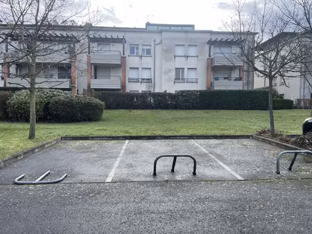 place de parking aérienne