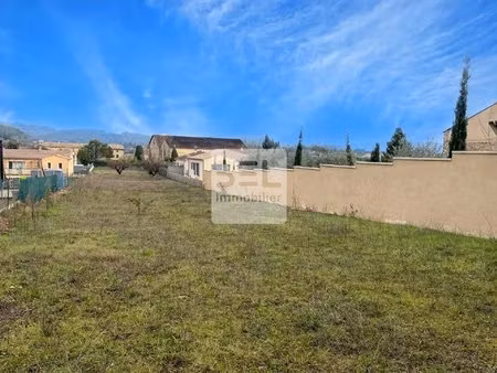 terrain constructible 2161 m2 à tresques