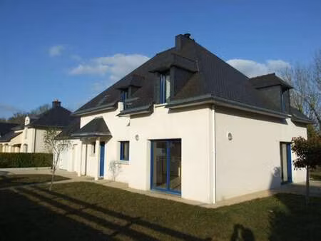 location maison à auray la gare (56400) : à louer / 168m² auray la gare