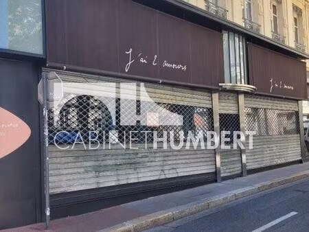 local commercial à louer