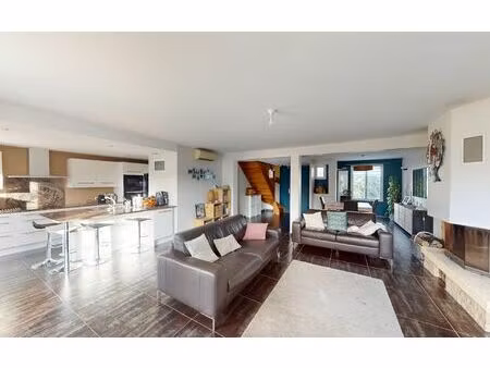 maison bailly-romainvilliers 152.66 m² t-6 à vendre  585 000 €