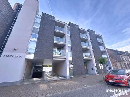 box de garage souterraine centralement situé