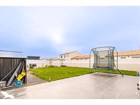 vente maison à saint-lumine-de-coutais (44310) : à vendre / 90m² saint-lumine-de-coutais