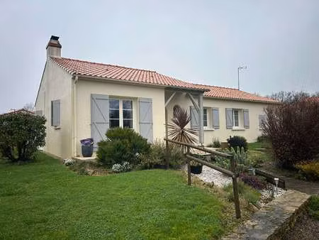vente maison à chaumes-en-retz (44320) : à vendre / 112m² chaumes-en-retz