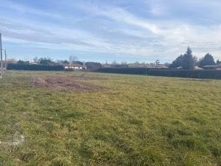 terrain constructible viabilisé à vendre