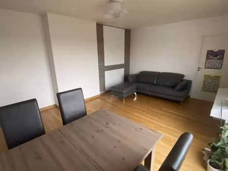 location appartement 4 pièces 88 m² à vélizy-villacoublay (78140)