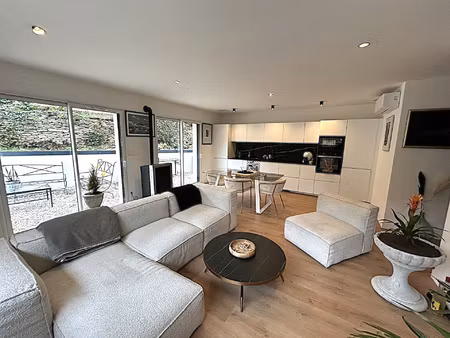 maison 5 pièces / marcs d'or.