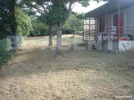 terrain constructible viabilisé à vendre