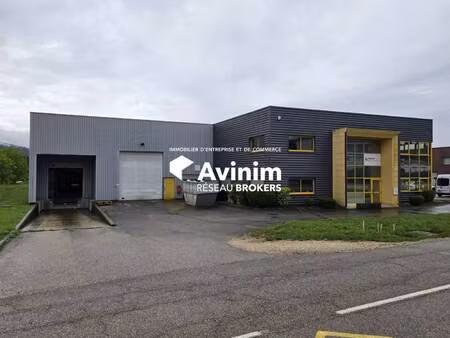 local d'activités à vendre