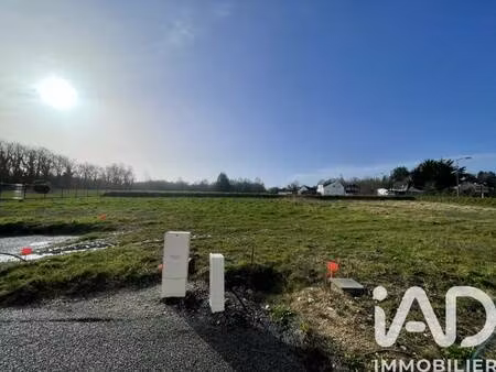 terrain constructible viabilisé à vendre