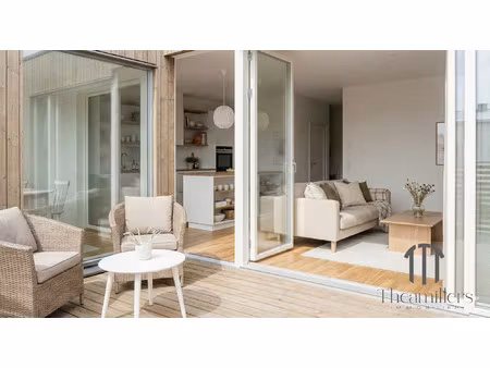 aubagne superbe t2 dernier étage