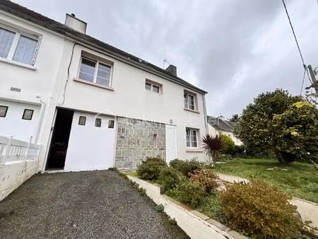 maison de 100 m² à elliant