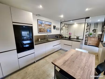 bien atypique t5 avec jardin