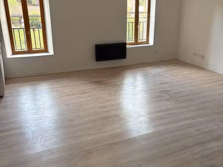 loue t3 centre ville