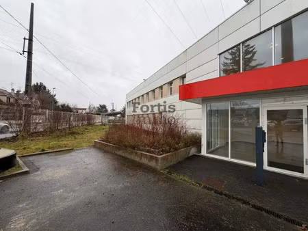 vente locaux professionnels 2262 m² à vulaines-sur-seine (77870)  2 640 000 €
