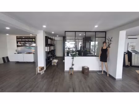 vente locaux professionnels 1 pièce 86.35 m² à ajaccio (20000)  45 000 €