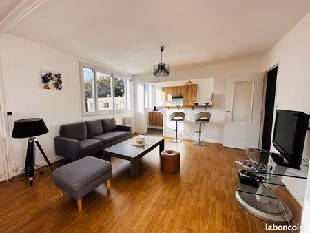 t2 meublé centre-ville 55m2