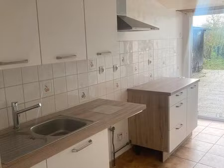 maison de bourg 105 m² beaumont pied de boeuf