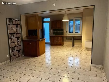 maison à louer sur pont maugis