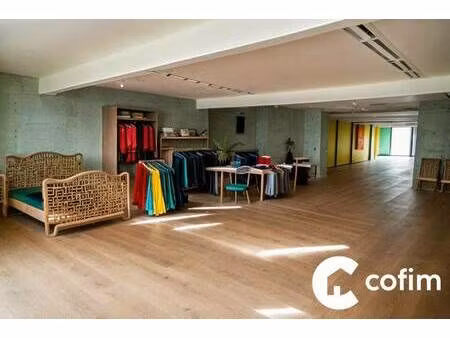 local commercial à vendre