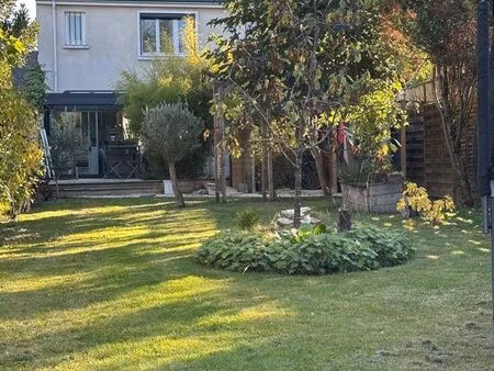 maison de ville individuelle avec garage